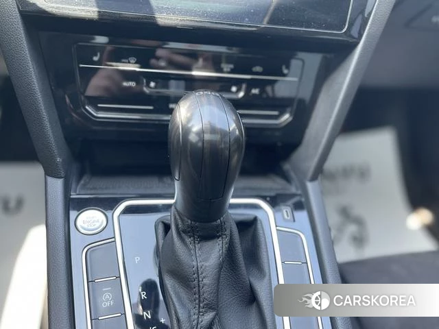 Volkswagen Magotan id 4275362 из Китая 10