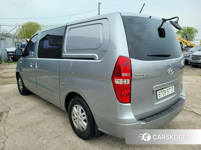 Hyundai The New Grand Starex id 4180549 из Кореи 14