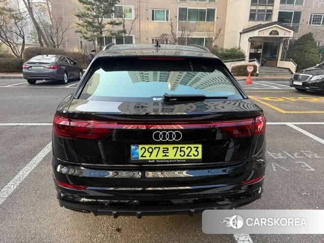 Audi Q8 (4M) 2025 Черный из Кореи, фото 5