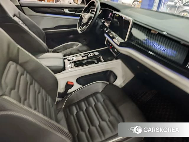 Volkswagen Tourang 2022 Черный из Китая, фото 6