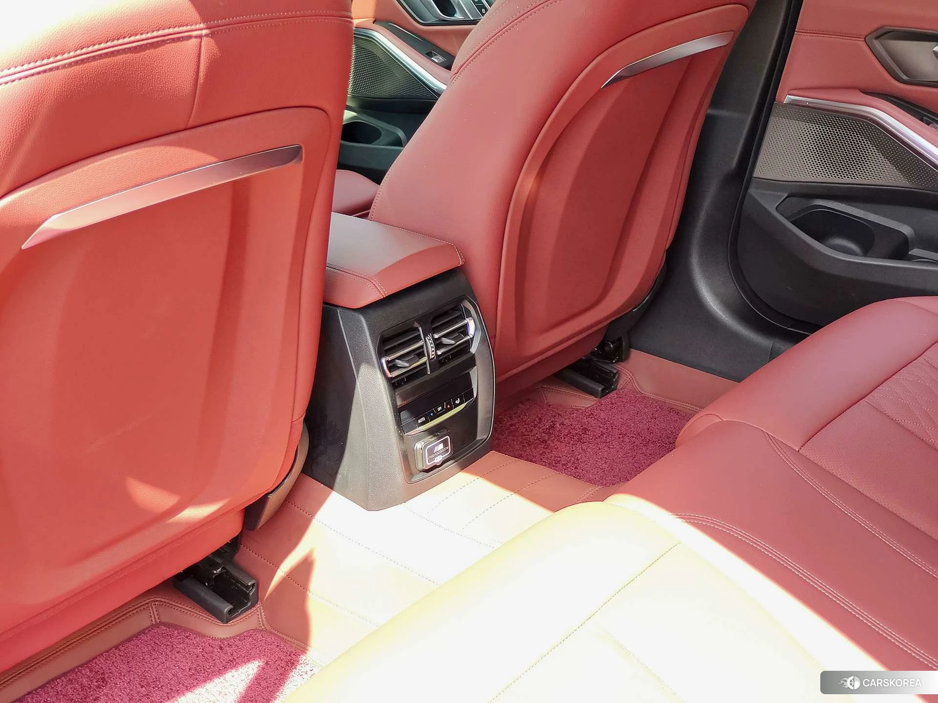BMW 3 series 2022 Черный из Китая, фото 4
