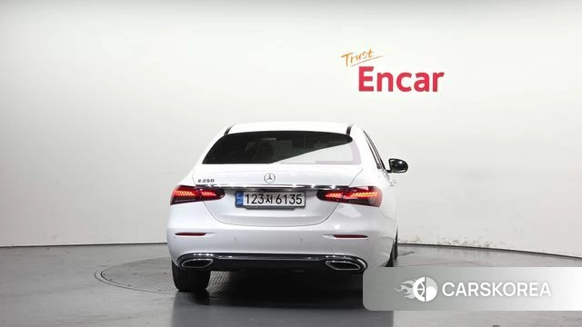 Mercedes-Benz E-Class W213 id 4202619 из Кореи 24
