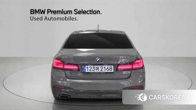 BMW 5 Series (G30) id 4255052 из Кореи 14