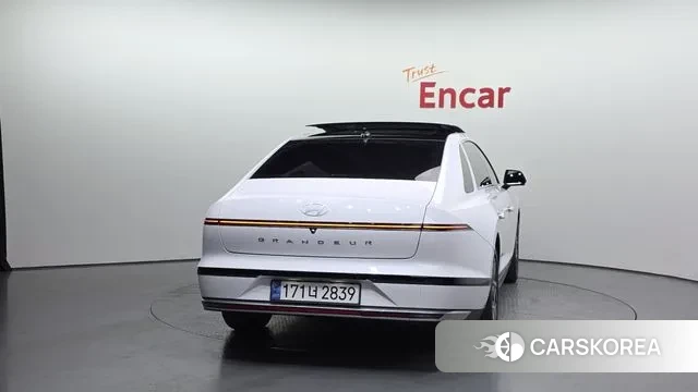 Hyundai Grandeur (GN7) id 3758537 из Кореи 14