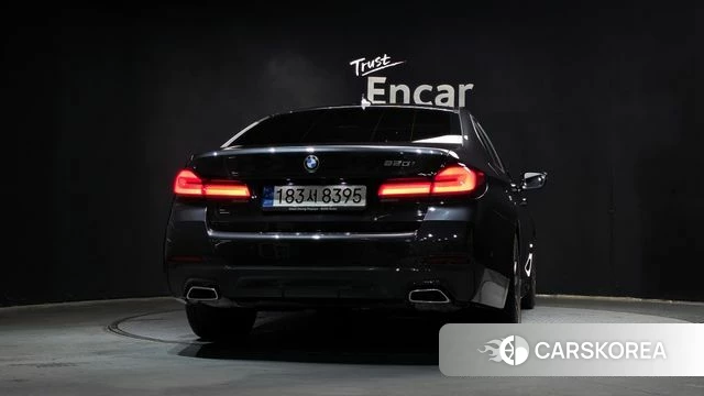 BMW 5 Series (G30) id 4376427 из Кореи 24