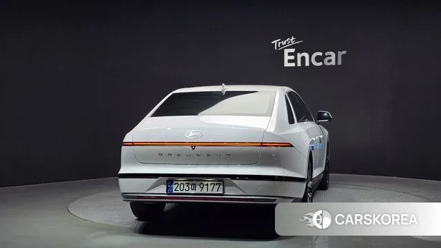 Hyundai Grandeur (GN7) id 3585810 из Кореи 14