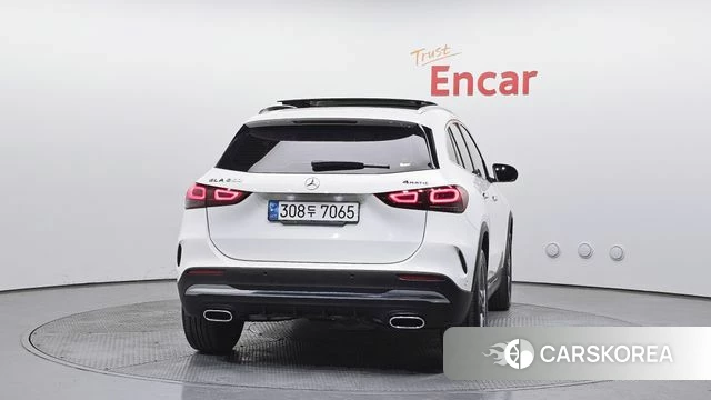 Mercedes-Benz GLA - Class H247 id 3811652 из Кореи 14