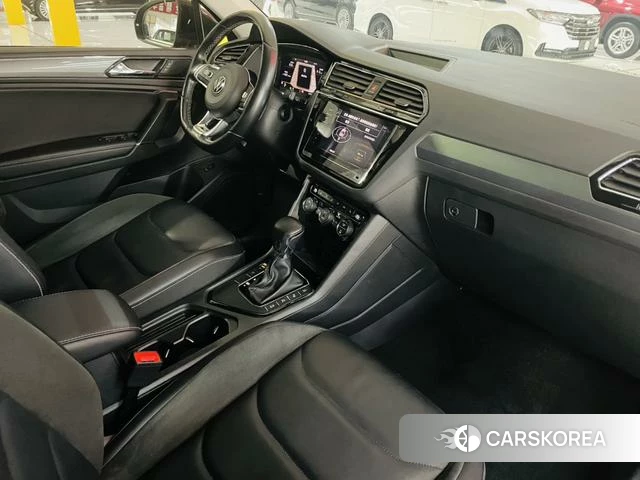 Volkswagen Tiguan L id 3901883 из Китая 9