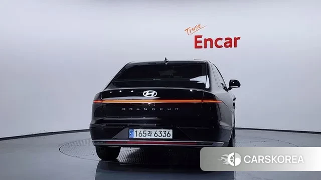 Hyundai Grandeur (GN7) id 3332859 из Кореи 14