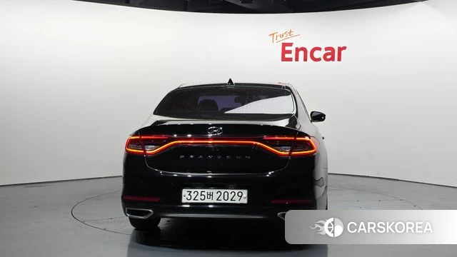 Hyundai Grandeur IG id 3885907 из Кореи 14