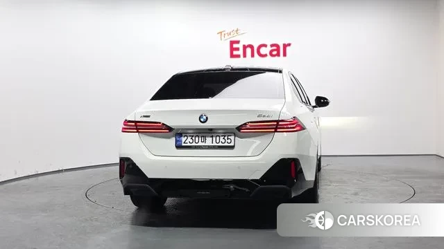 BMW 5 Series (G60) id 3629309 из Кореи 14