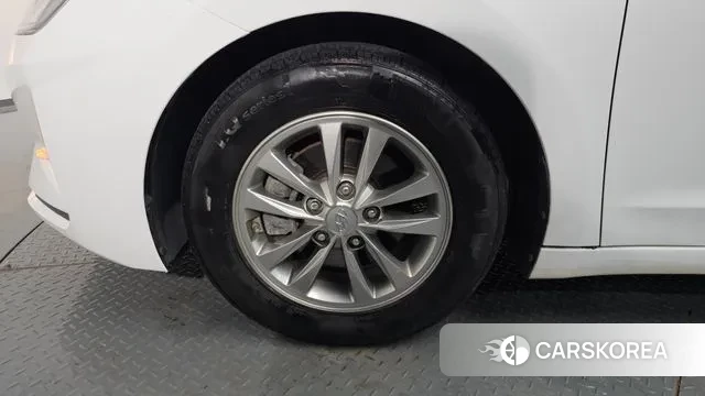 Hyundai The New Avante AD id 3018477 из Кореи 14