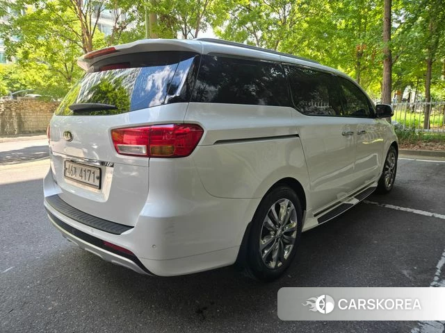 Kia All New Carnival id 4633375 из Кореи 13
