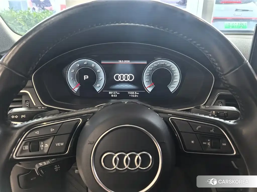 Audi A4L id 4576588 из Китая 14