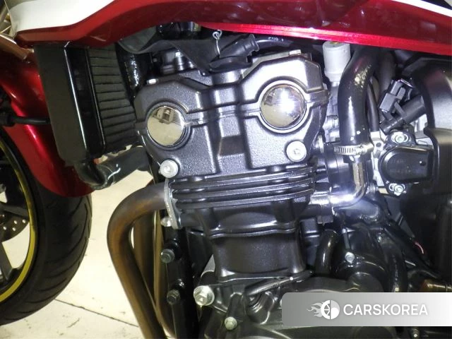 Engine photo