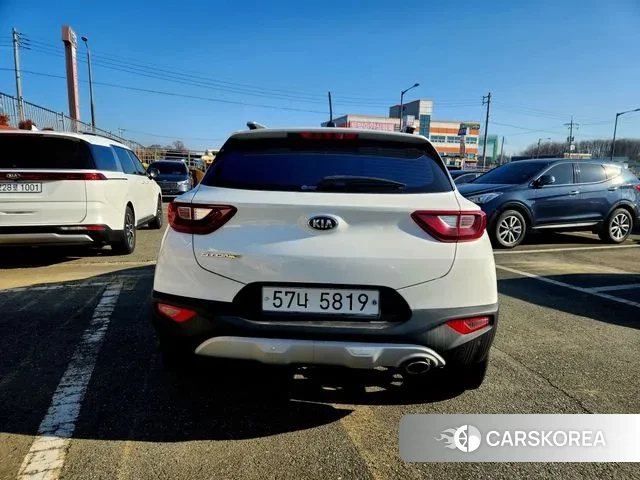 Kia Stonic id 3703793 из Кореи 14