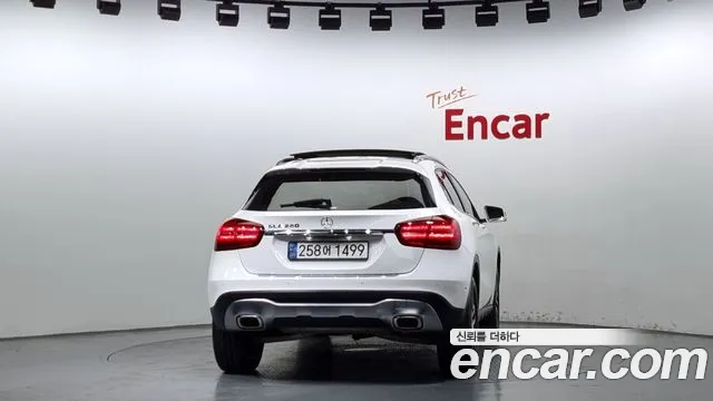 Mercedes-Benz GLA-Class X156 id 2310106 из Кореи 14