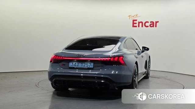 Audi RS e-Tron GT id 4177944 из Кореи 14