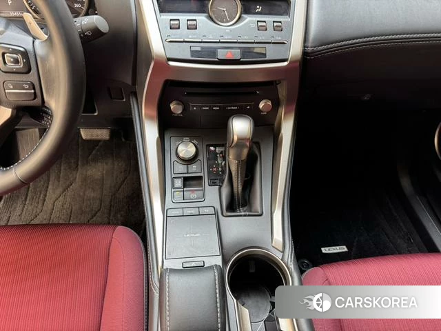 Lexus NX id 4299907 из Китая 19