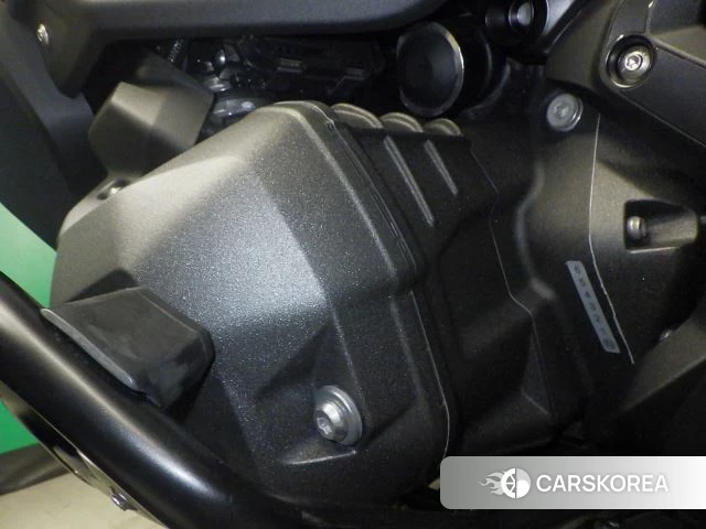 Engine photo