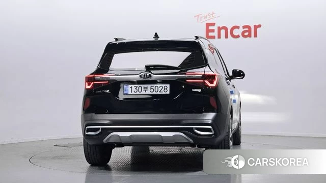 Kia Seltos id 4196036 из Кореи 14