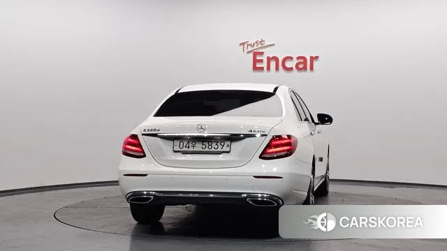 Mercedes-Benz E-Class W213 id 3766419 из Кореи 15