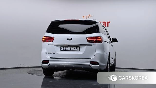 Kia The New Carnival id 4907395 из Кореи 29
