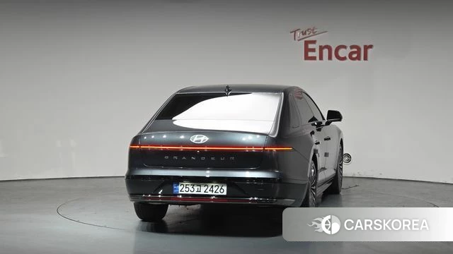 Hyundai Grandeur Hybrid (GN7) id 3933851 из Кореи 14