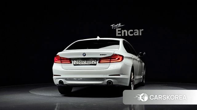 BMW 5 Series (G30) id 3905311 из Кореи 14