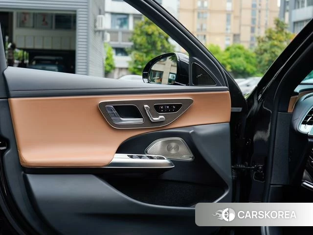 Mercedes-Benz E-class id 4271583 из Китая 13
