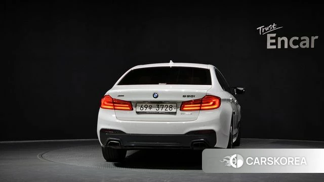 BMW 5 Series (G30) id 4318263 из Кореи 27