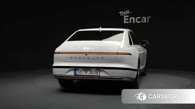 Hyundai Grandeur Hybrid (GN7) id 3909584 из Кореи 14