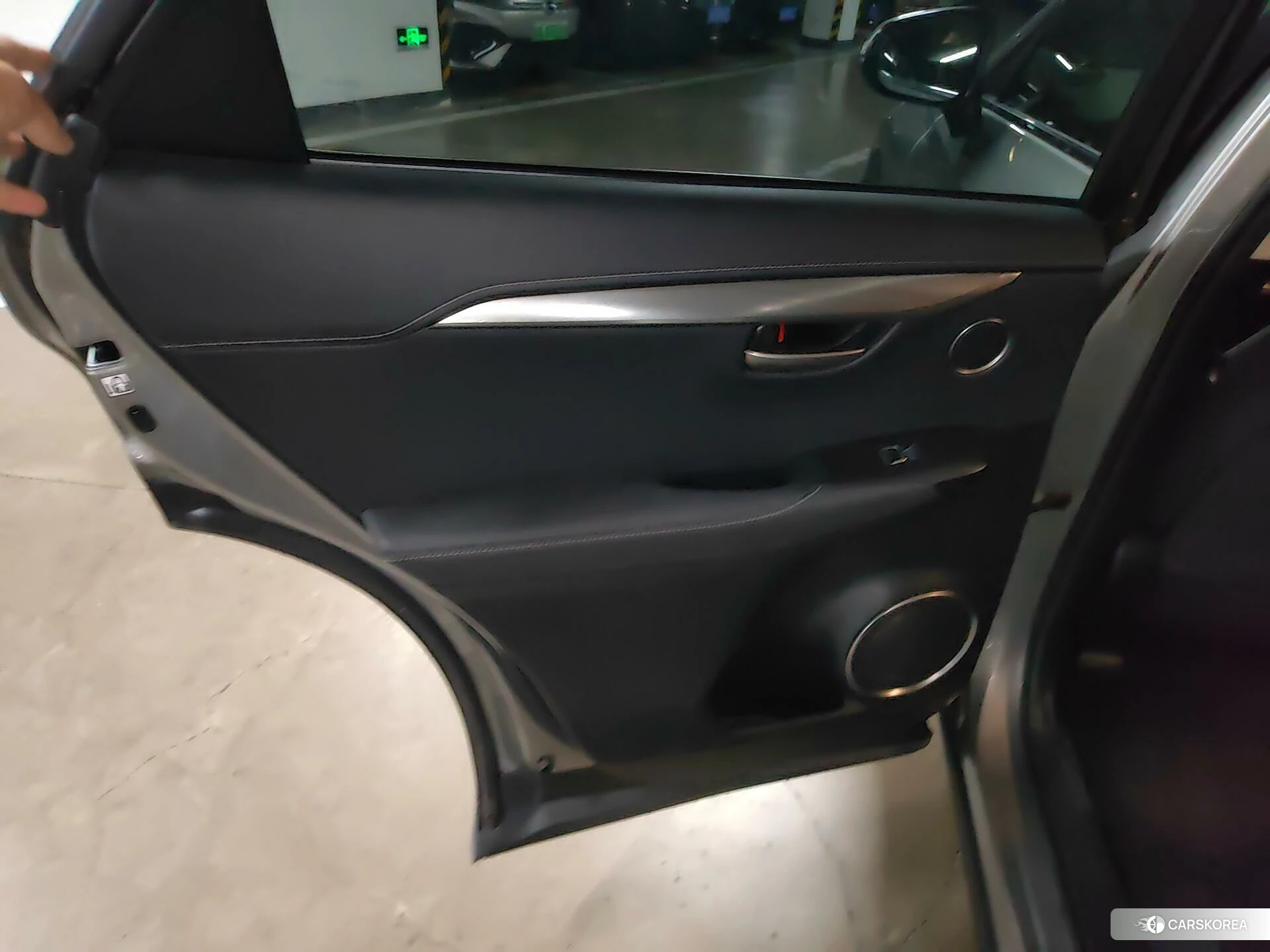 Lexus NX id 4486447 из Китая 15