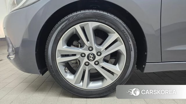 Hyundai Avante AD id 4907697 из Кореи 24
