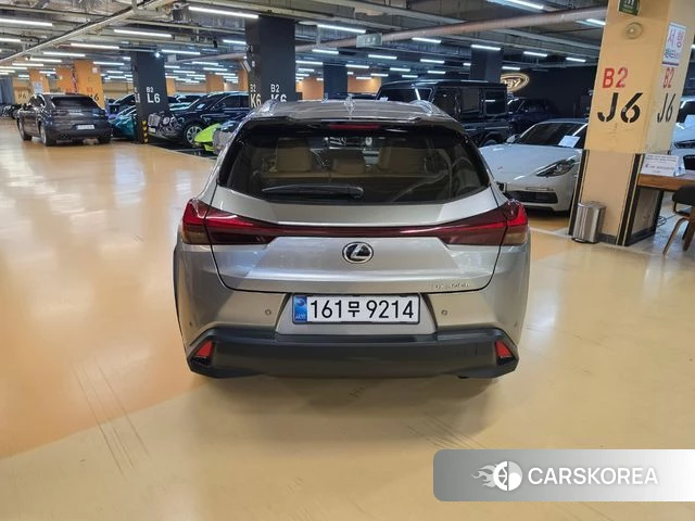 Lexus UX300h id 4691187 из Кореи 13