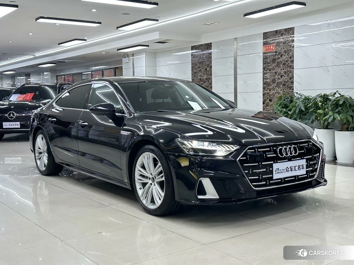 Audi A7L id 4499036 из Китая 16