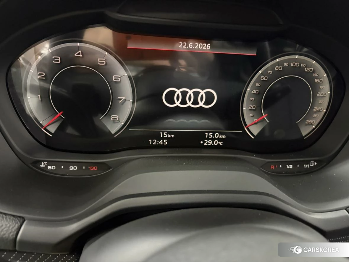 Audi Q2L id 4510763 из Китая 10