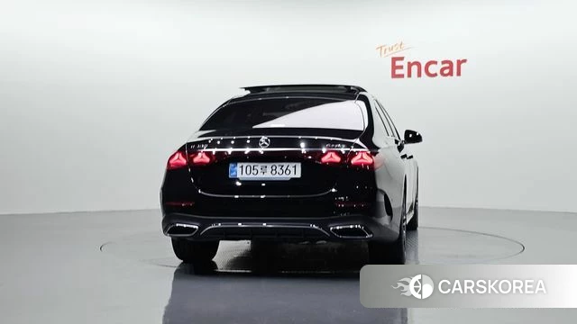 Mercedes-Benz E-Class W214 id 4748896 из Кореи 27