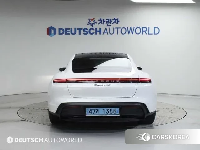 Porsche Taycan id 3502092 из Кореи 14