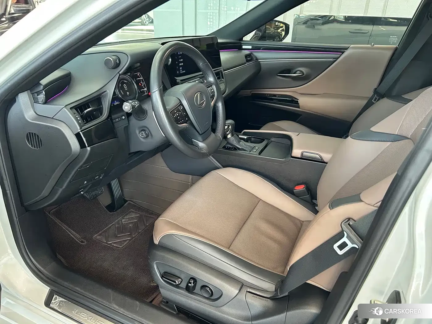 Lexus ES id 4686102 из Китая 21
