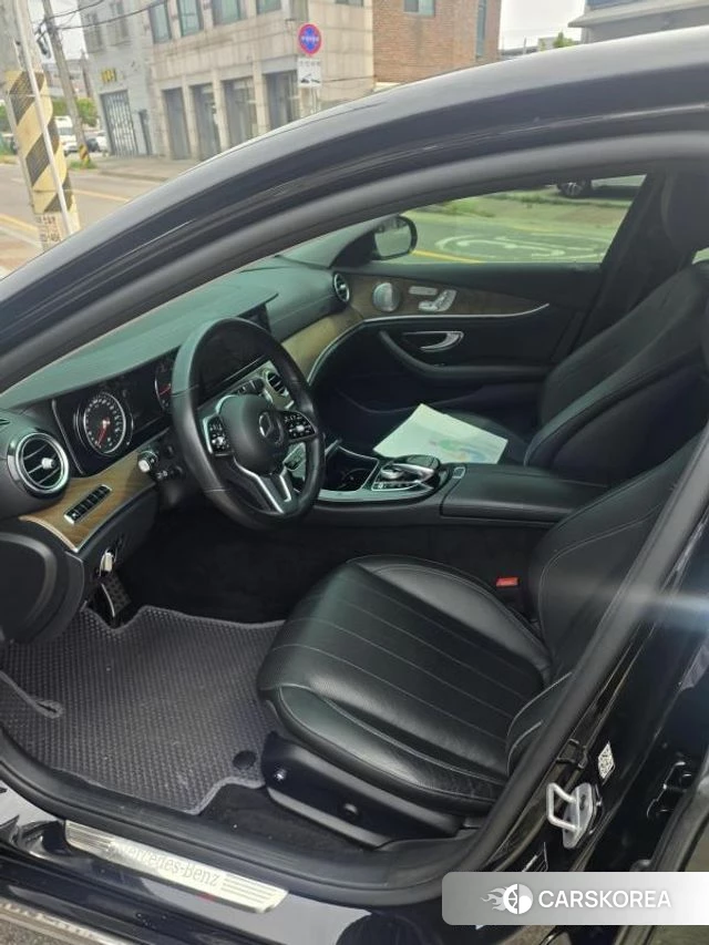 Mercedes-Benz E-Class W213 2019 Черный из Кореи, фото 4
