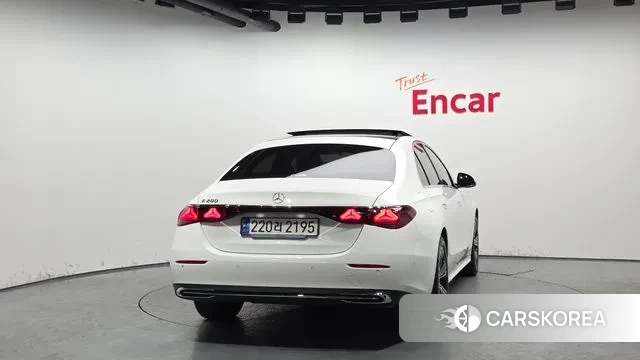 Mercedes-Benz E-Class W214 id 3610165 из Кореи 14