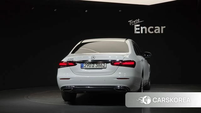 Mercedes-Benz E-Class W213 id 4707105 из Кореи 27