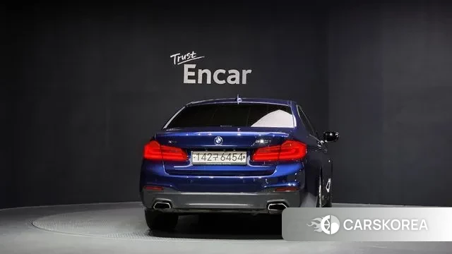 BMW 5 Series (G30) id 3558134 из Кореи 14