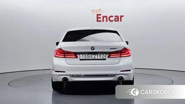 BMW 5 Series (G30) id 3283346 из Кореи 14