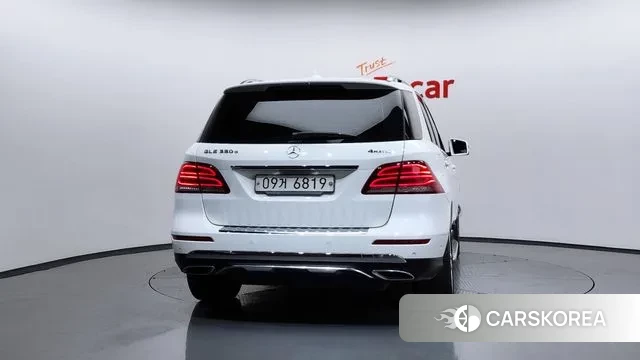 Mercedes-Benz GLE - Class W166 id 3330629 из Кореи 14