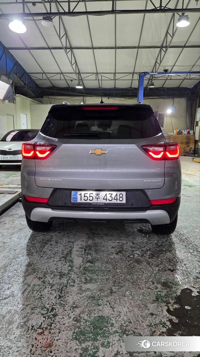 Chevrolet (GM Daewoo) The New Trail Blazer 2023 Серебристо-серый из Кореи, фото 4