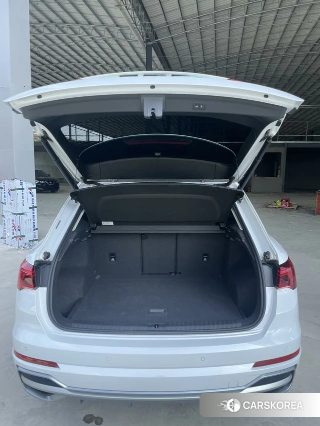 Audi Q3 id 4261470 из Китая 17