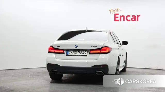 BMW 5 Series (G30) id 3640575 из Кореи 14