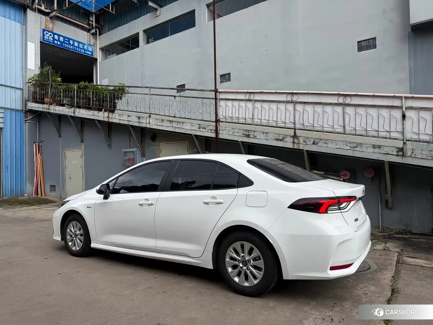 Toyota Corolla 2025 Белый из Китая, фото 4
